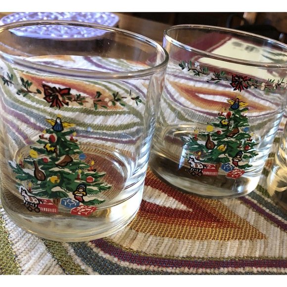 Four Christmas Tree 12 OZ Double Old Fashioned Beverage Glasses - Picture 3 of 3